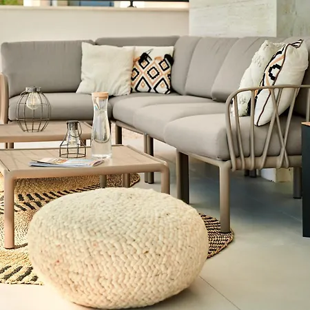 Askana, 3 Bedrooms, 4 Baths, Infinity Pool, Whirlpool, Sea View, Outdoor Kitchen Villa Jesenice (Split-Dalmatia)